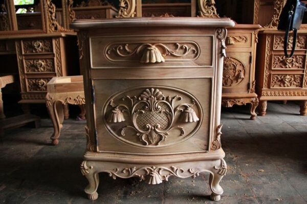 Vismaya Furniture Plain Brown Wooden Royal Traditional Bed Side Table ST-020 - Image 2